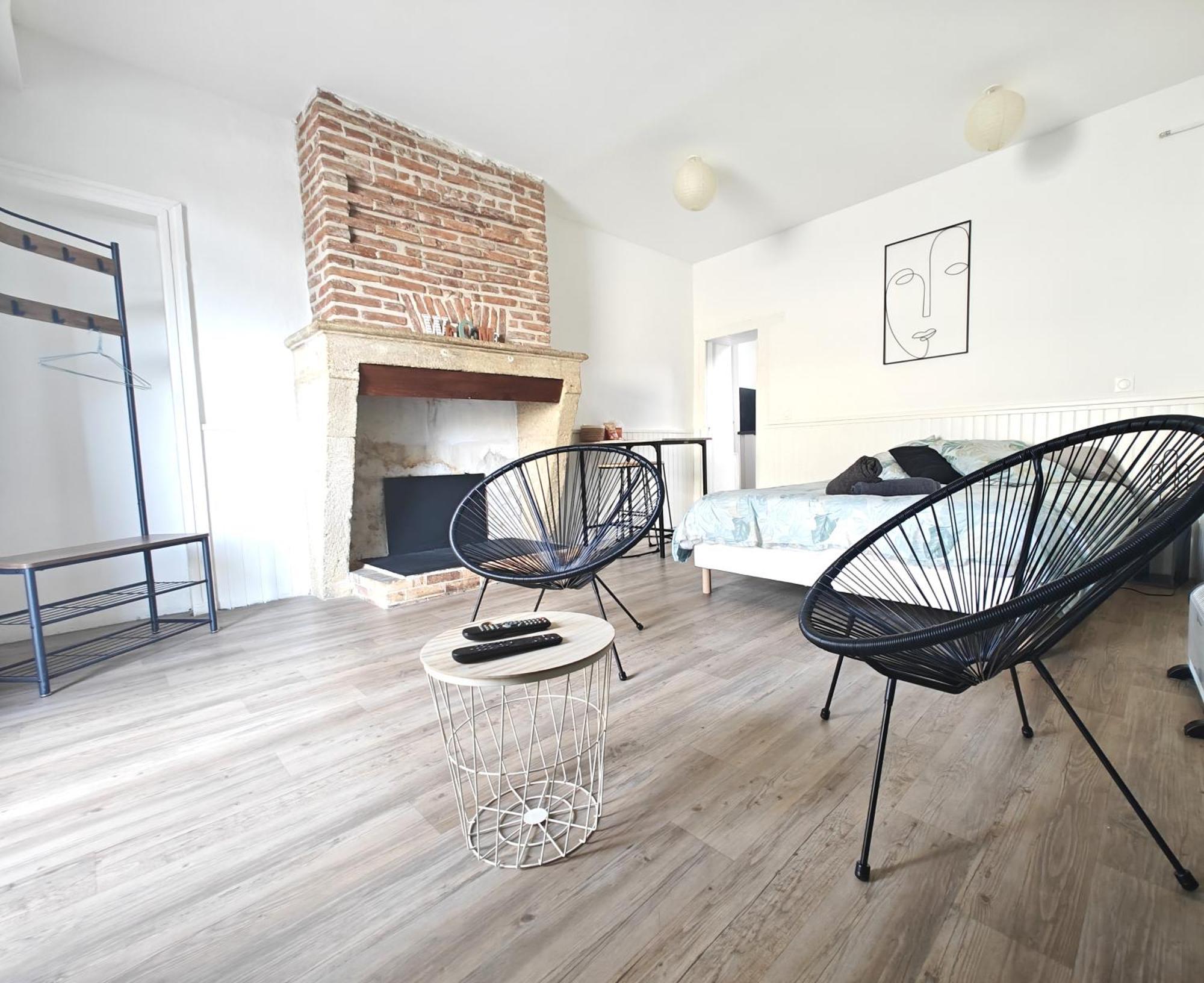 Studio Entier Proche Des Commerces - 1 A 2 Pers - 朗贡 外观 照片
