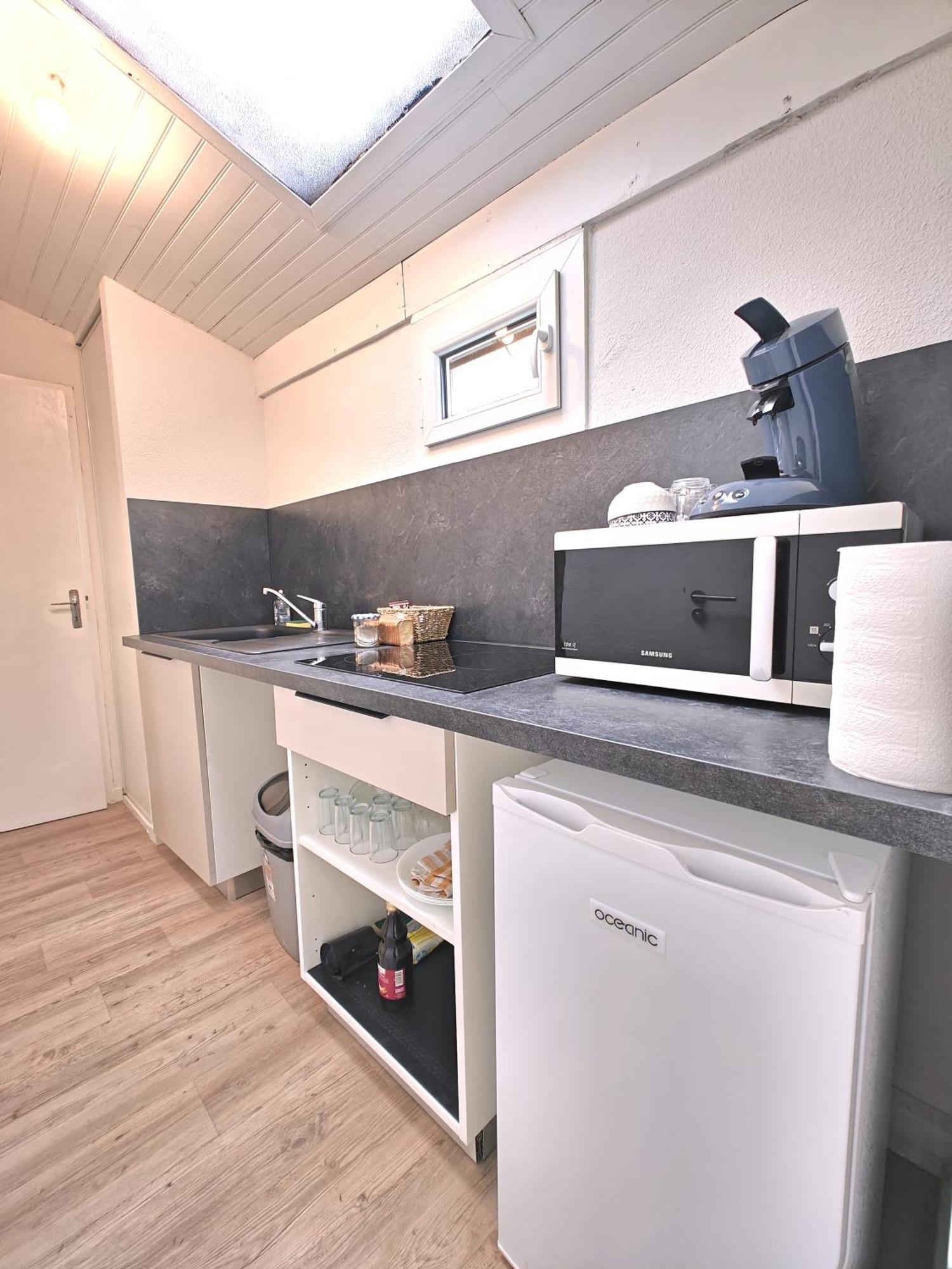 Studio Entier Proche Des Commerces - 1 A 2 Pers - 朗贡 外观 照片